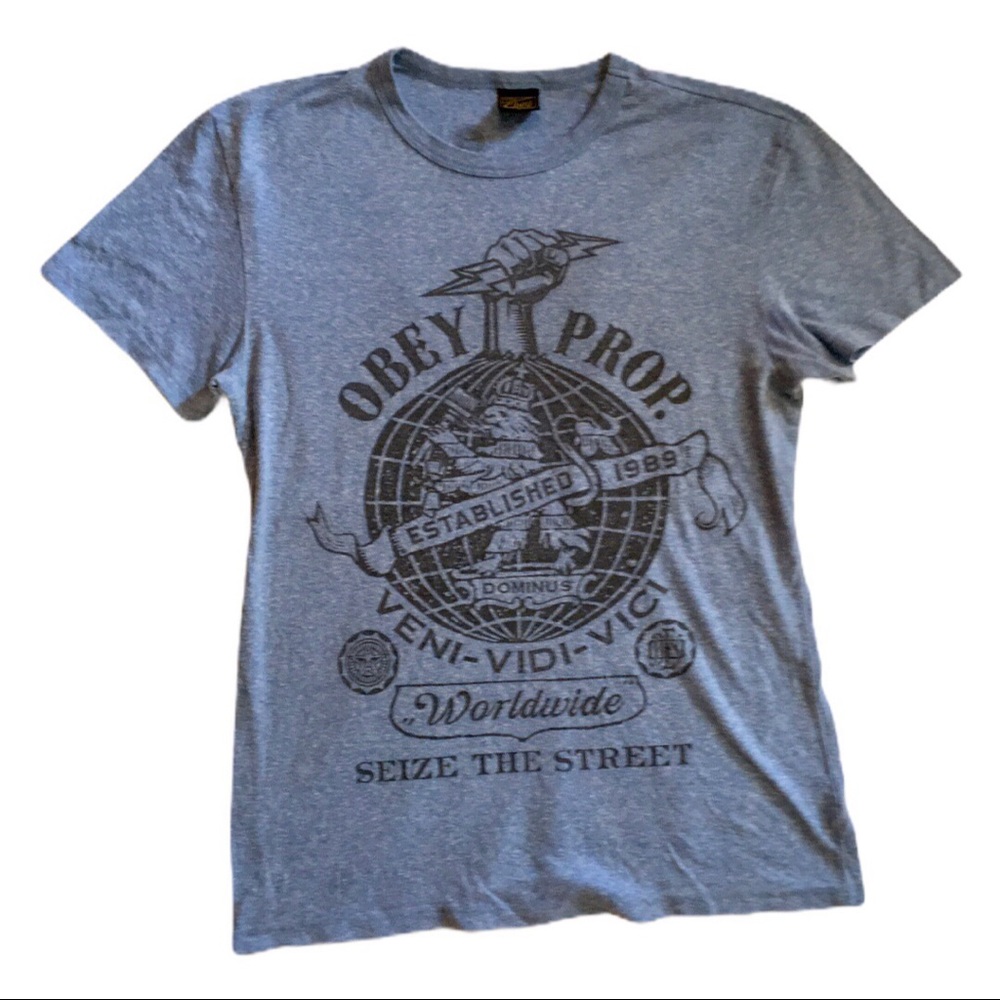 Obey blue fitted t-shirt size Medium